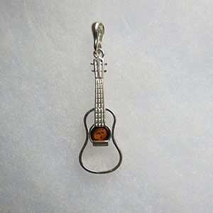 Pendentif Guitare  - bijou ambre et argent